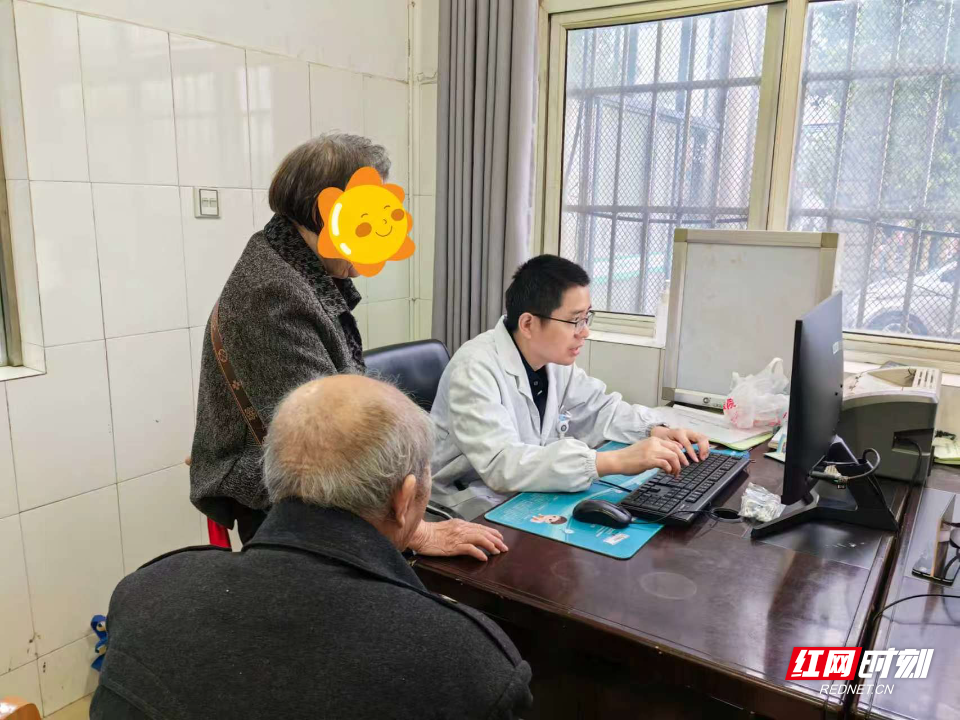 守护居民呼吸间的温暖 荷塘区紧密型医疗集团专家下沉